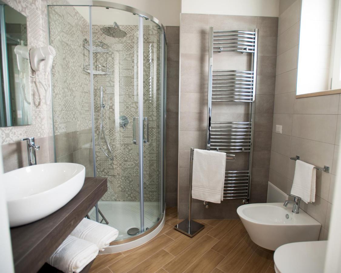 B&B Rita, Nel Cuore Del Salento กาวัลลีโน ดิ เลชเช ภายนอก รูปภาพ