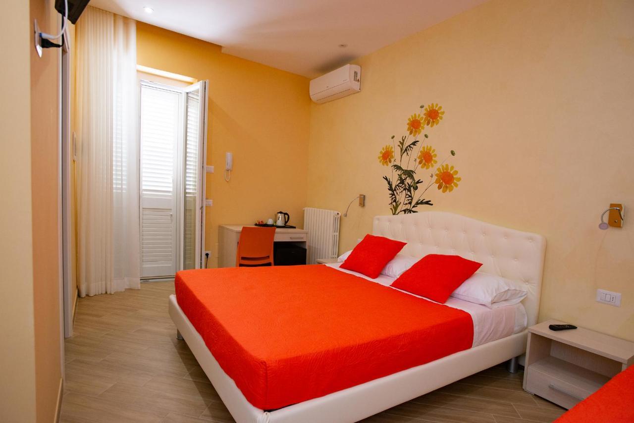 B&B Rita, Nel Cuore Del Salento กาวัลลีโน ดิ เลชเช ภายนอก รูปภาพ