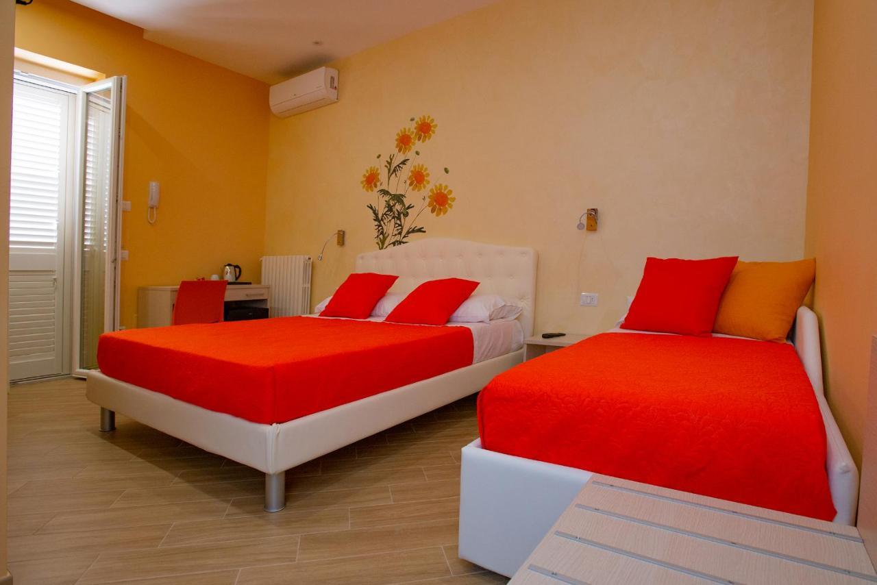 B&B Rita, Nel Cuore Del Salento กาวัลลีโน ดิ เลชเช ภายนอก รูปภาพ