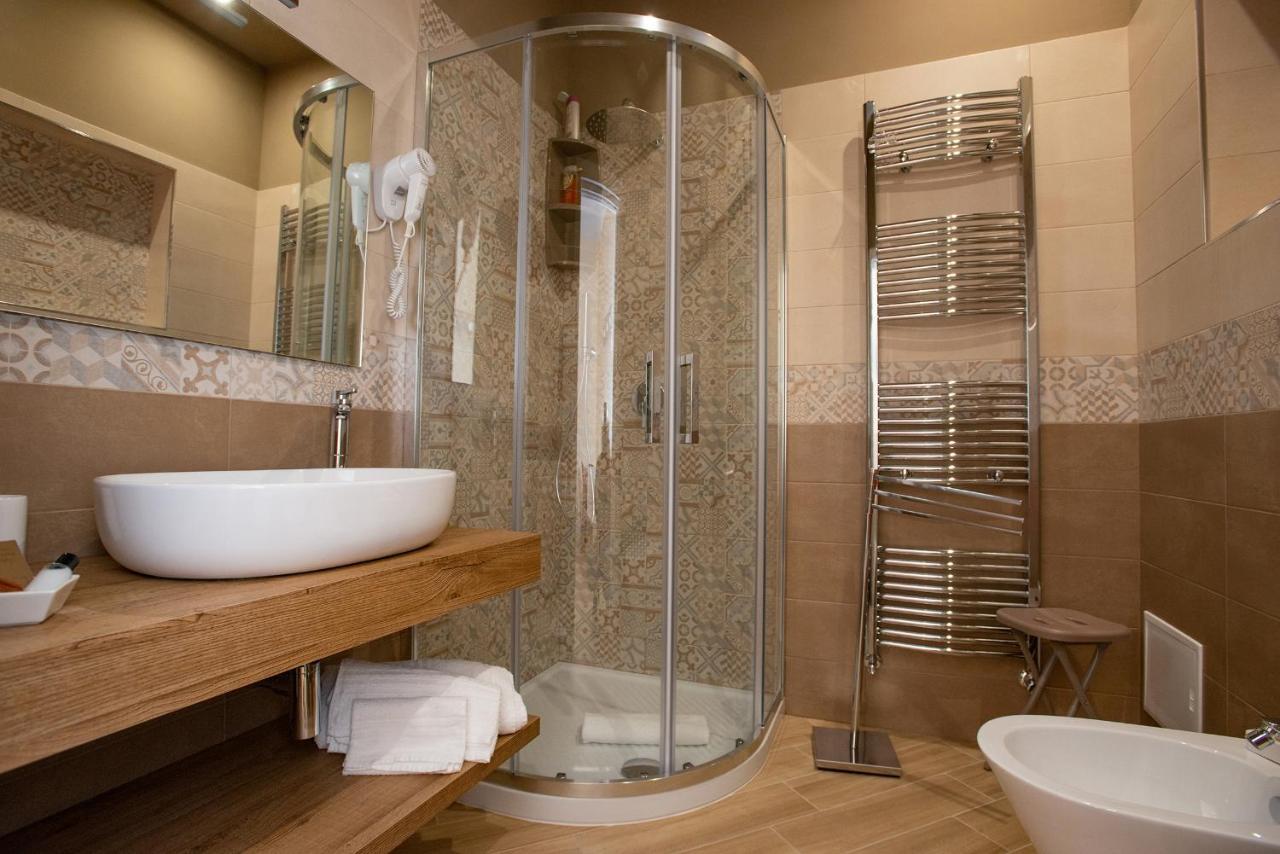 B&B Rita, Nel Cuore Del Salento กาวัลลีโน ดิ เลชเช ภายนอก รูปภาพ