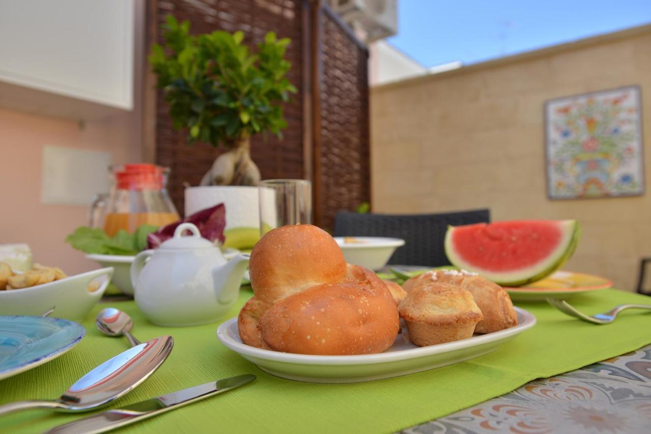 B&B Rita, Nel Cuore Del Salento กาวัลลีโน ดิ เลชเช ภายนอก รูปภาพ