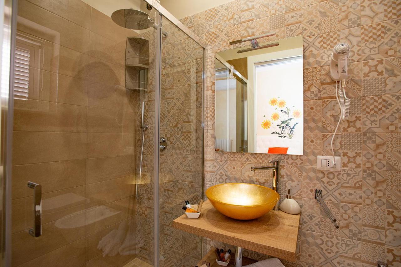 B&B Rita, Nel Cuore Del Salento กาวัลลีโน ดิ เลชเช ภายนอก รูปภาพ