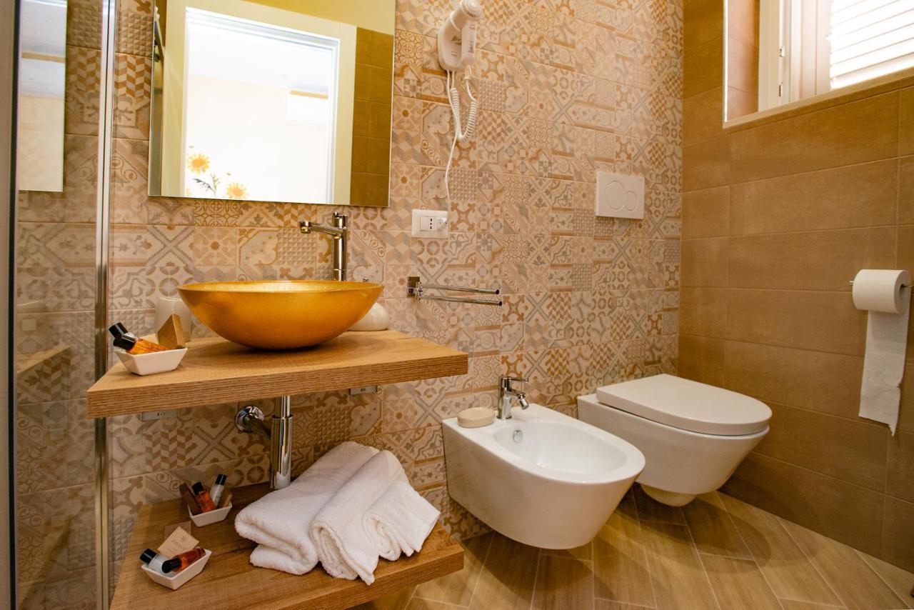 B&B Rita, Nel Cuore Del Salento กาวัลลีโน ดิ เลชเช ภายนอก รูปภาพ
